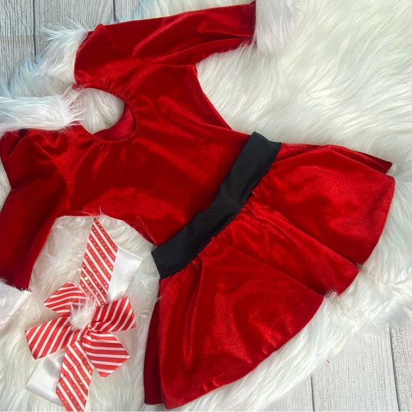 Christmas Santa Dance costume child small - Picture 12 of 15